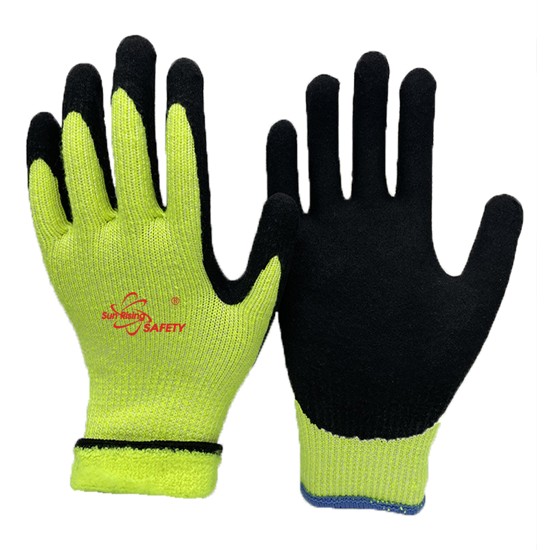 7-gauge-thermal-cut-resistant-A4-D-liner-with-foam-latex-dipping-on-palm-glove